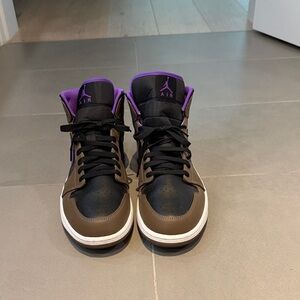 Men's Air Jordan Black and Purple High-Top Sneakers